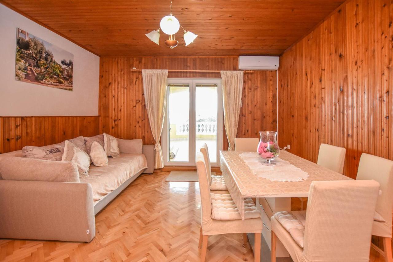 Apartments Dandelion Biograd Na Moru Dış mekan fotoğraf