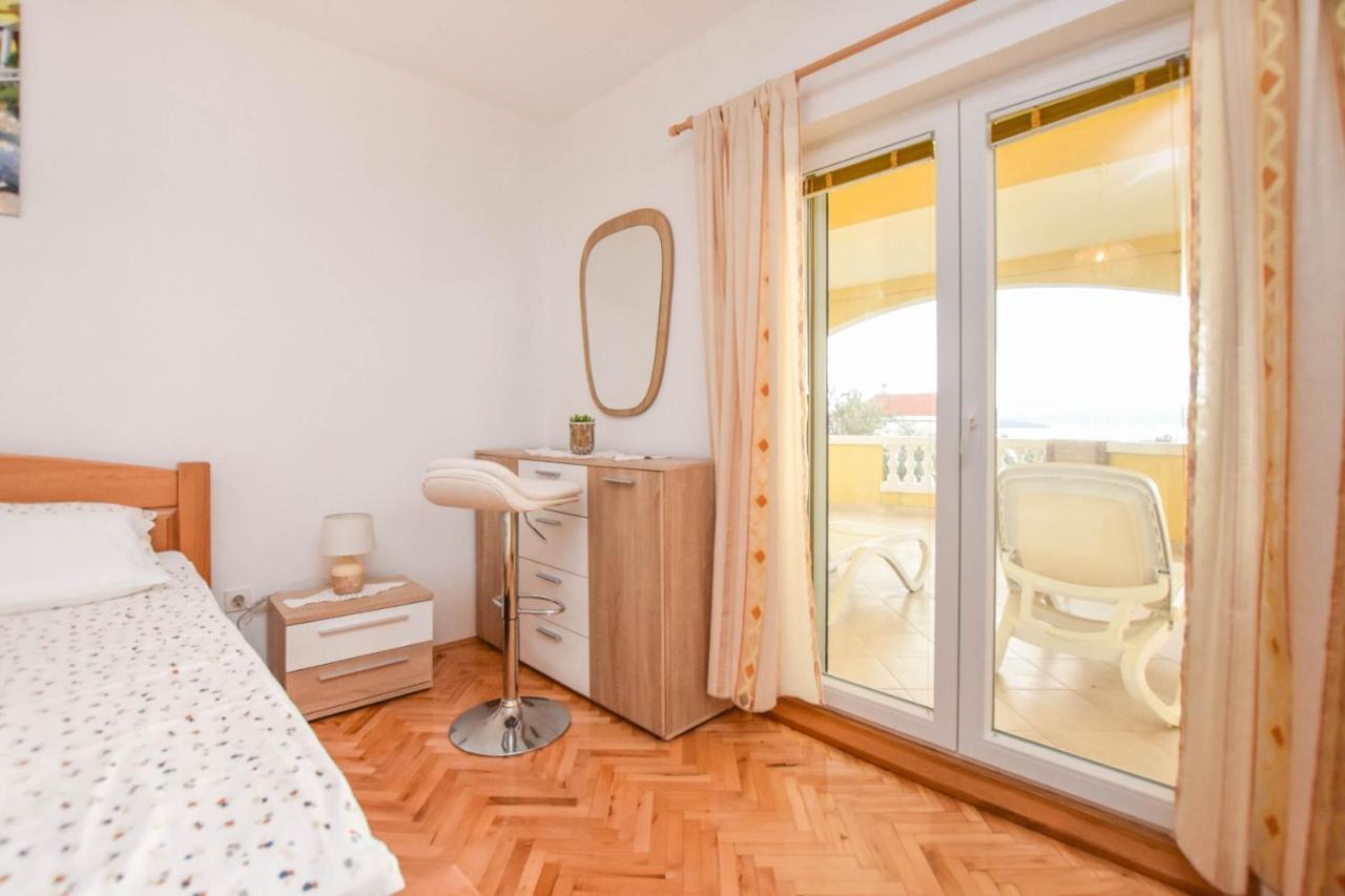 Apartments Dandelion Biograd Na Moru Dış mekan fotoğraf