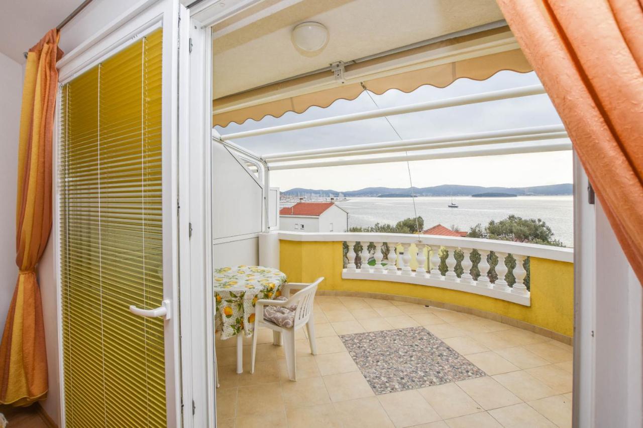 Apartments Dandelion Biograd Na Moru Dış mekan fotoğraf